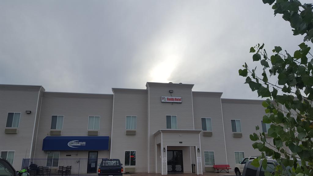 Reddy Hotel Plainview Экстерьер фото