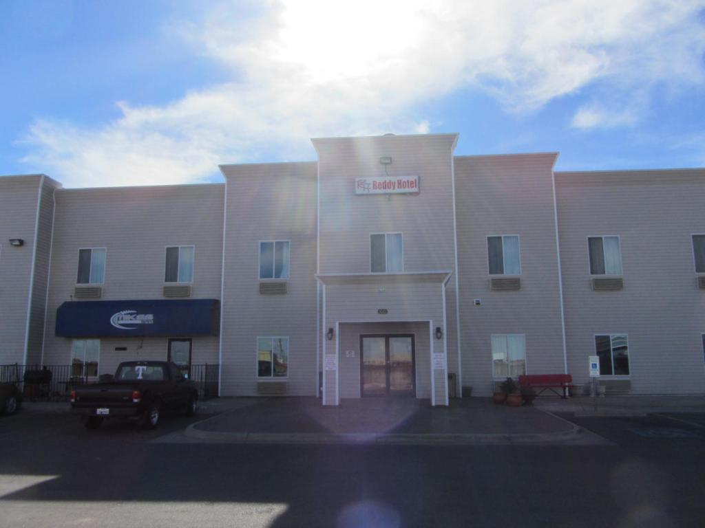 Reddy Hotel Plainview Экстерьер фото